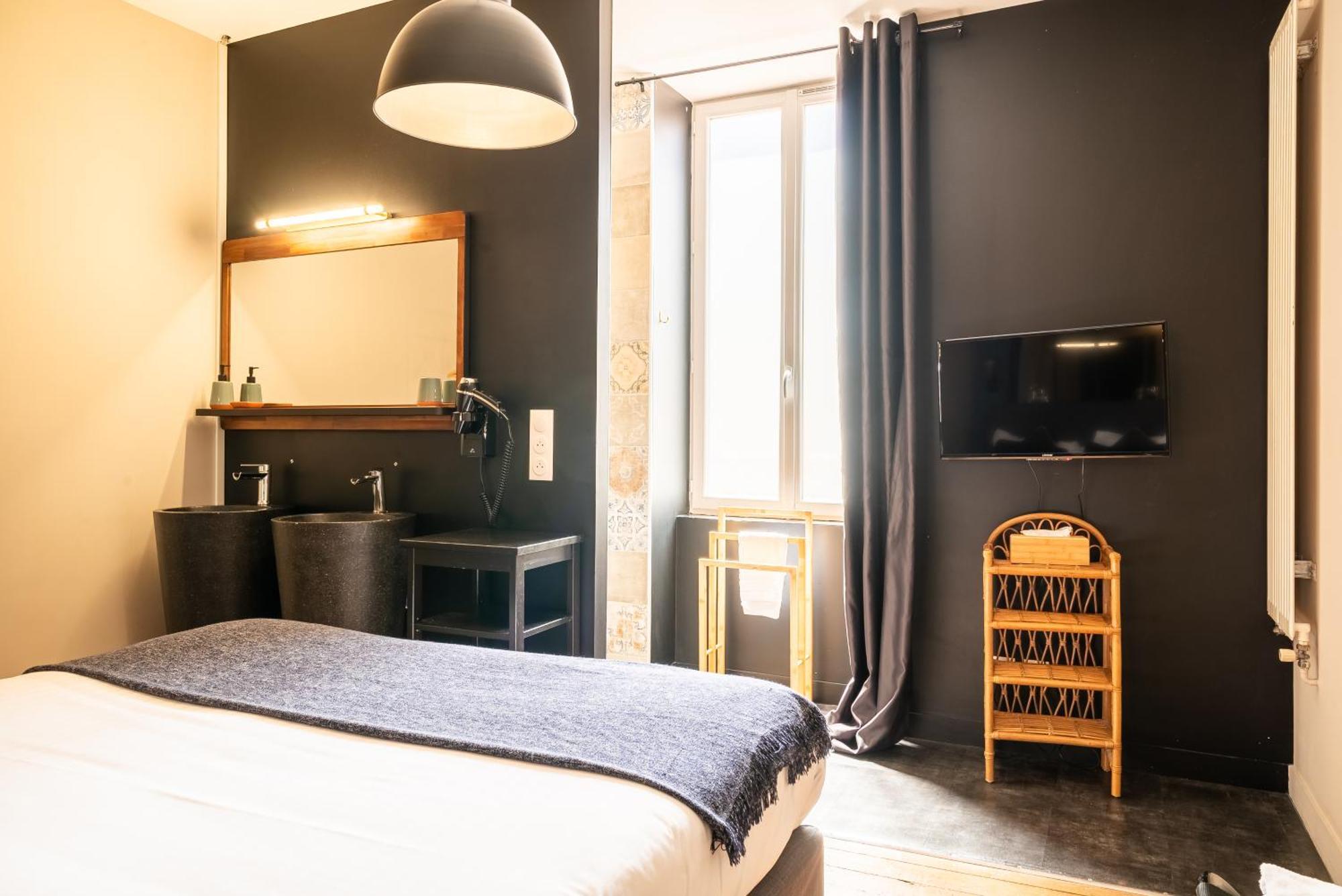 Dupain&Dubeurre Apartment Limoges Bagian luar foto