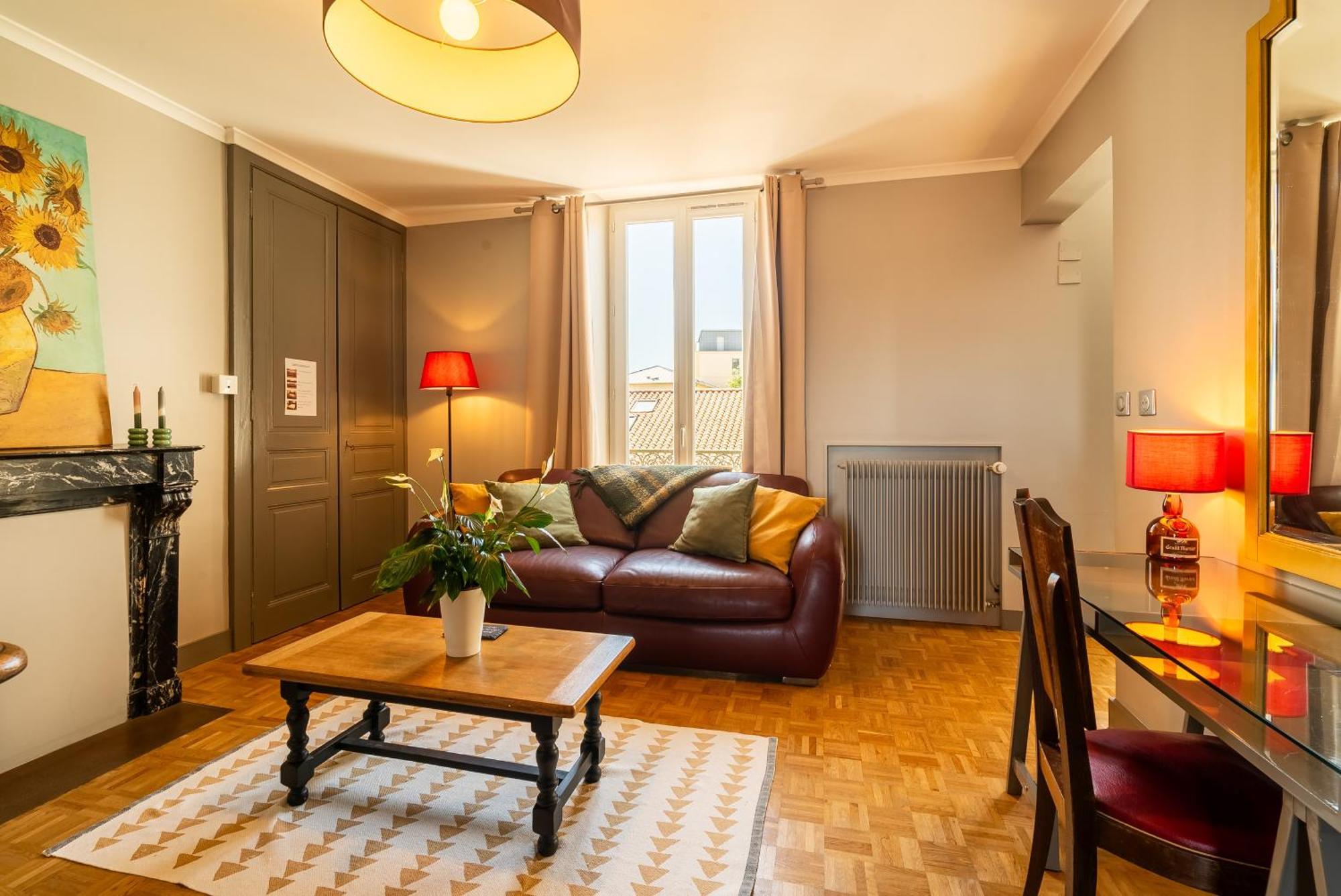 Dupain&Dubeurre Apartment Limoges Bagian luar foto