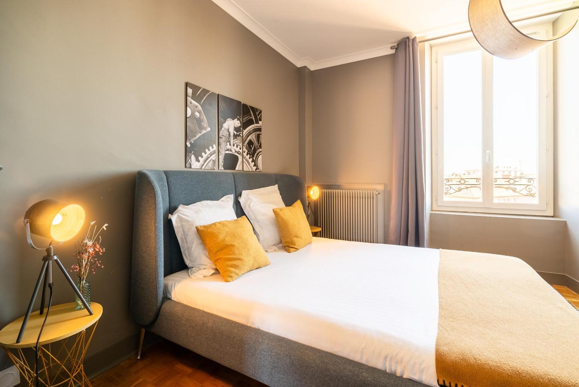 Dupain&Dubeurre Apartment Limoges Bagian luar foto